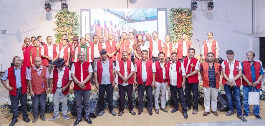 East Dimapur GB Association members with Hekani Jakhalu, founder YouthNet, Presidential Nari Shakti Puruskar Awardee and others during the annual session on September 3.
